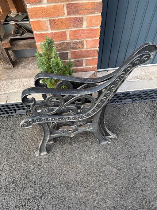 Buy & Sell Bloxwich Walsall - Photos for Cast Iron Bench Ends