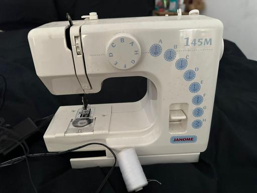 Buy & Sell Auckley Doncaster - Photos for Jannome mini sewing machine