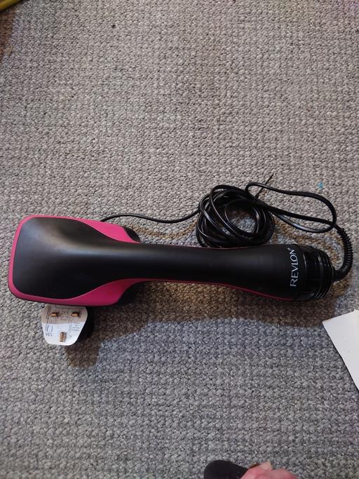 Buy & Sell Sydenham Hill South East London - Photos for Revlon Hair dryer brush