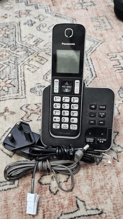 Buy & Sell Hammersmith West London - Photos for Panasonic KX-TGD62 Cordless