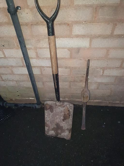 Buy & Sell Pensnett Dudley - Photos for Pick Axe Head & Strong Shovel , Good Con.