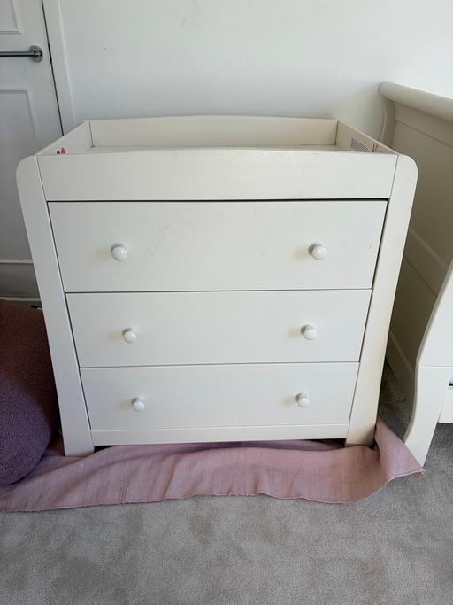 Buy & Sell Haydons Road South West London - Photos for Nursery Chest of Drawers