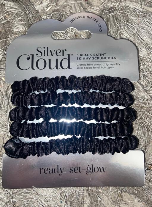 Buy & Sell Stow Heath Wolverhampton - Photos for New scrunchies