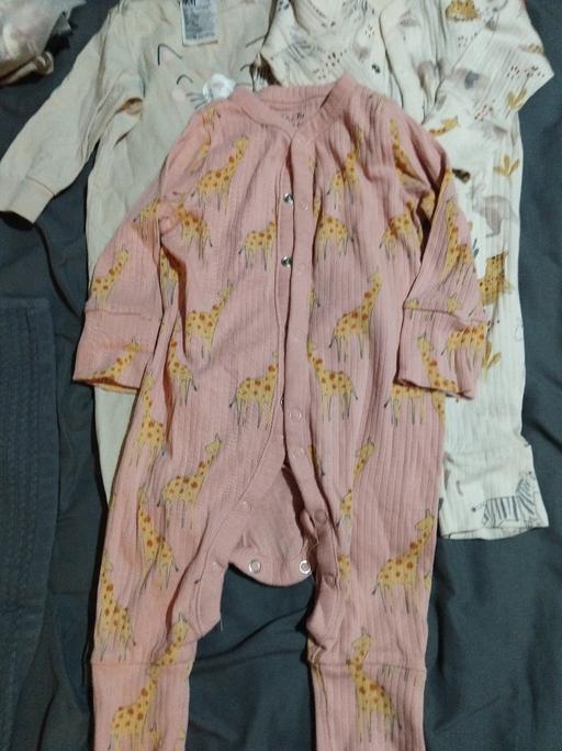 Buy & Sell Southwark Central London - Photos for footless baby grow 3-6m