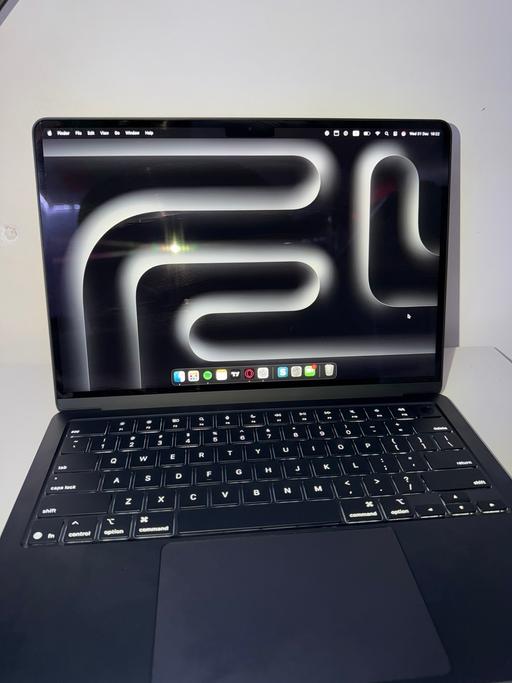 Buy & Sell Canterbury Kent - Photos for Apple MacBook Air 13.6”(2025)-M4, 256GB SSD