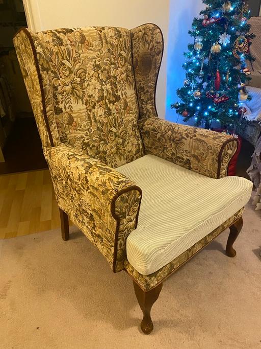 Buy & Sell White Hart Lane Station North London - Photos for Vintage armchairs x2