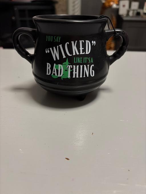 Buy & Sell Duckmanton Chesterfield - Photos for The wizard of oz cauldron