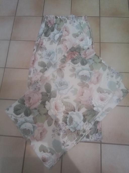 Buy & Sell Aldridge Walsall - Photos for ONE PAIR OF QUALITY CURTAINS