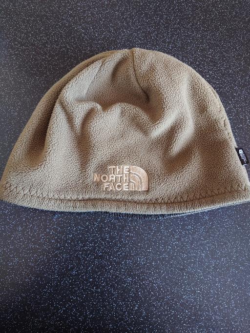 Buy & Sell Woodthorpe Charnwood - Photos for Mens reversible north face hat
