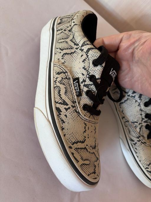 Buy & Sell Yeadon Leeds - Photos for Vans girls snake print shoes size 2