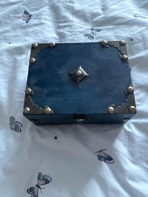 Buy & Sell Woodsetton Dudley - Photos for Wooden box