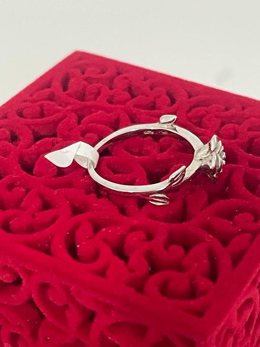 Buy & Sell Oldbury Sandwell - Photos for Rose ring