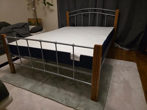 Buy & Sell Buckhurst Hill Epping Forest - Photos for (can deliver) double bed and mattress