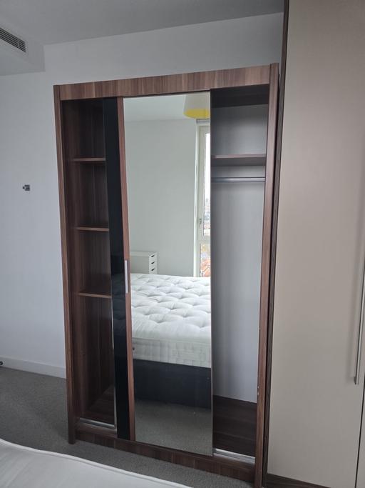Buy & Sell Shoreditch North London - Photos for Dark Wood Sliding Door Wardrobe with Mirror