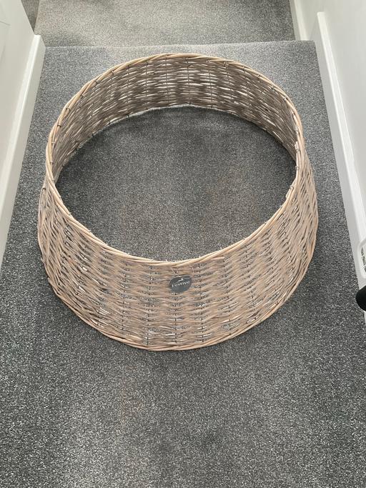 Buy & Sell South Elmsall Wakefield - Photos for Christmas tree skirt