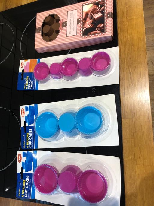 Buy & Sell Turnford Broxbourne - Photos for SILICONE CUP CAKES JOB LOT