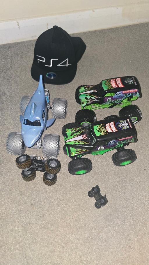 Buy & Sell Norbury South West London - Photos for Monster Truck Toy Bundle – Grave Digger & Sha