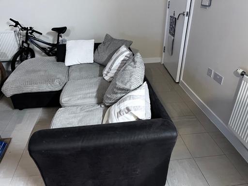 Buy & Sell Edgware Barnet - Photos for 3 seater corner sofa ( right) for sale