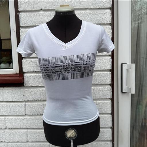 Buy & Sell Streatham South West London - Photos for White “Paris” top