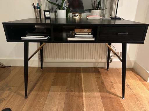 Buy & Sell Sloane Square Central London - Photos for Desk