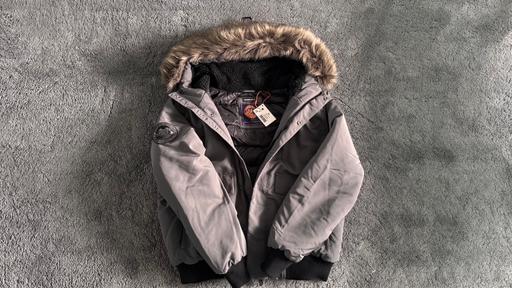 Buy & Sell Barbican Central London - Photos for Unworn Superdry Everest Bomber Jacket - XL
