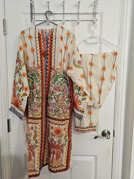 Buy & Sell Bordon East Hampshire - Photos for Brand New Ethnic Pakistani 2-Piece Outfit