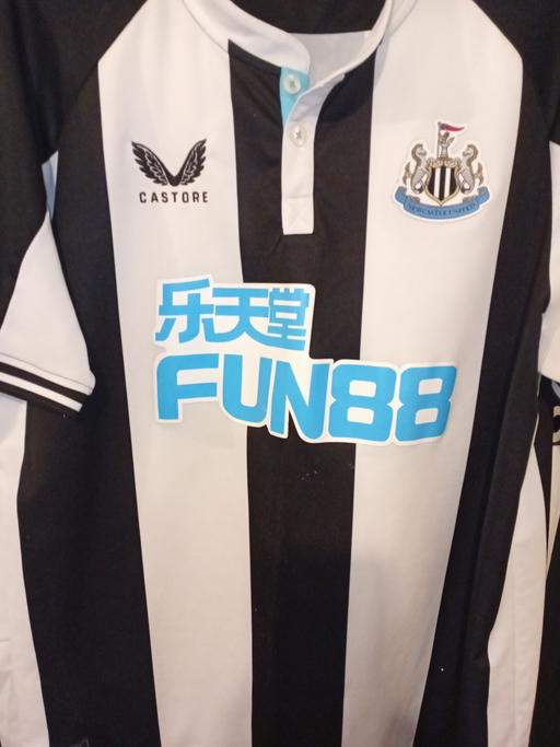 Buy & Sell Fawdon Newcastle upon Tyne - Photos for official Newcastle United shirt (xxl, Ex con)