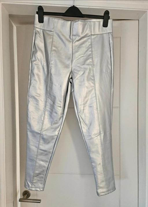Buy & Sell Weston Point Halton - Photos for 🌟NEW🌟 Size 14s M&S silver leggings