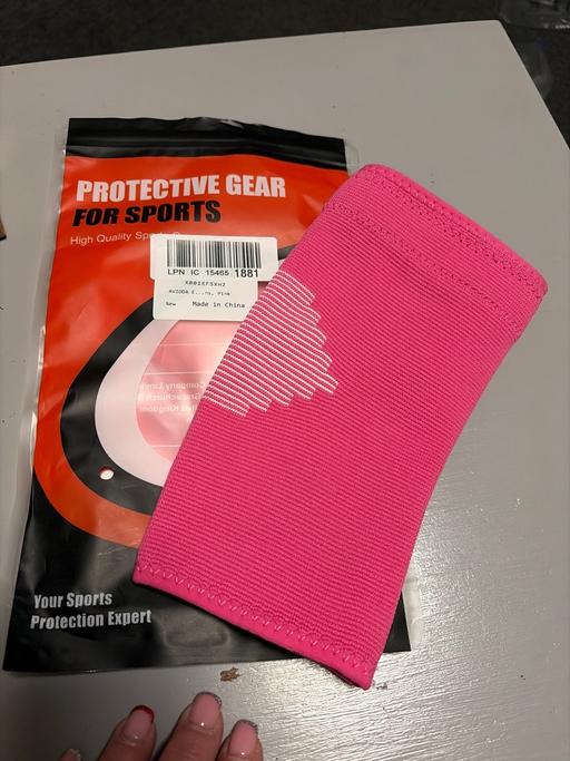 Buy & Sell Duckmanton Chesterfield - Photos for Protective gear knee support