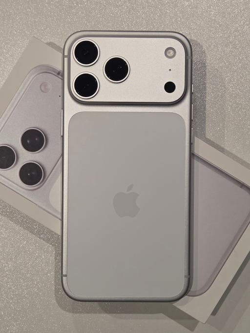 Buy & Sell Wakefield City Centre Wakefield - Photos for iPhone 17 Pro Max 1TB