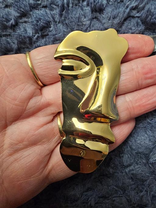 Buy & Sell Pilsley North East Derbyshire - Photos for brooch large unusual face