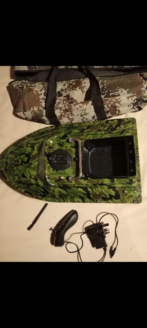 Buy & Sell Blackburn Blackburn with Darwen - Photos for bait boat plus tackle