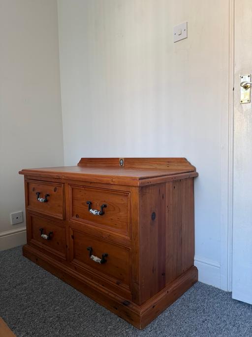 Buy & Sell Quintrell Downs Cornwall - Photos for Real wood chest of draws