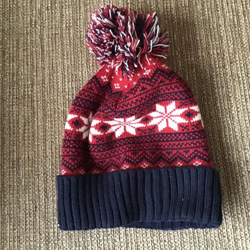 Buy & Sell Essington Wolverhampton - Photos for Mountain Warehouse hat onesize