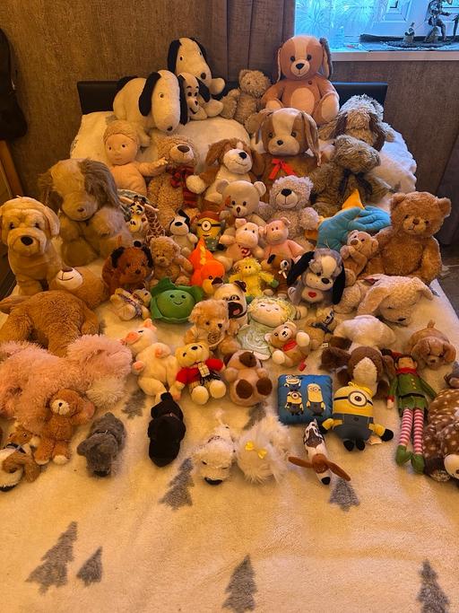 Buy & Sell Bushbury Wolverhampton - Photos for Large bundle of cuddly toys