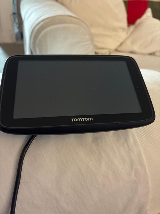 Vehicles Hunston Chichester - Photos for Navigation Tom Tom for car