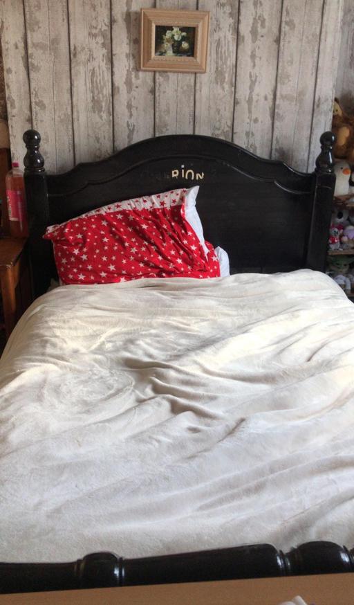 Buy & Sell Holly Hall Dudley - Photos for double bed free with mattres