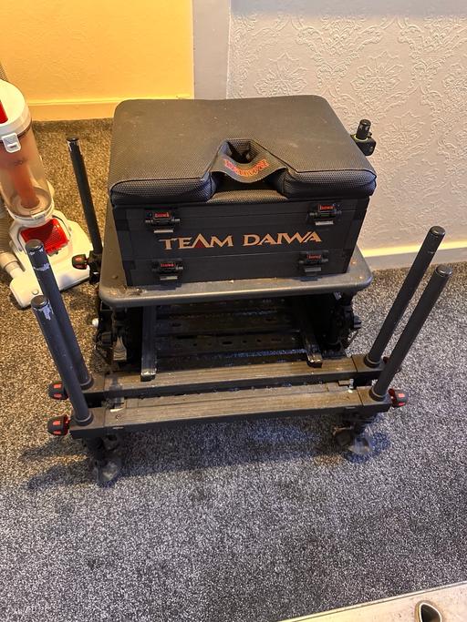 Buy & Sell Egerton Bolton - Photos for Team Daiwa fishing box