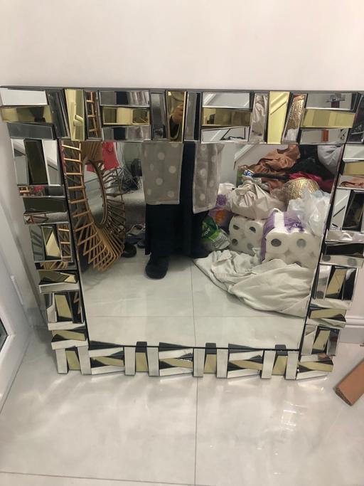 Buy & Sell - Photos for Brand new beautiful large wall mirror