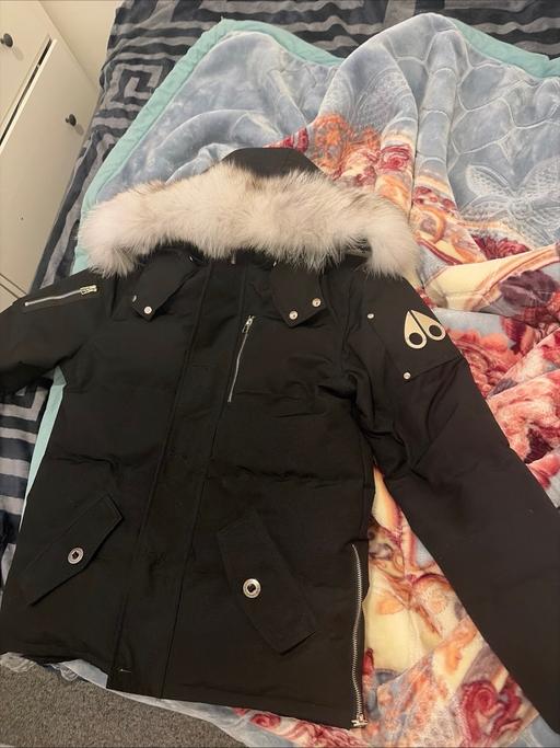 Buy & Sell Edmonton North London - Photos for Authentic moose knuckles parka size S men