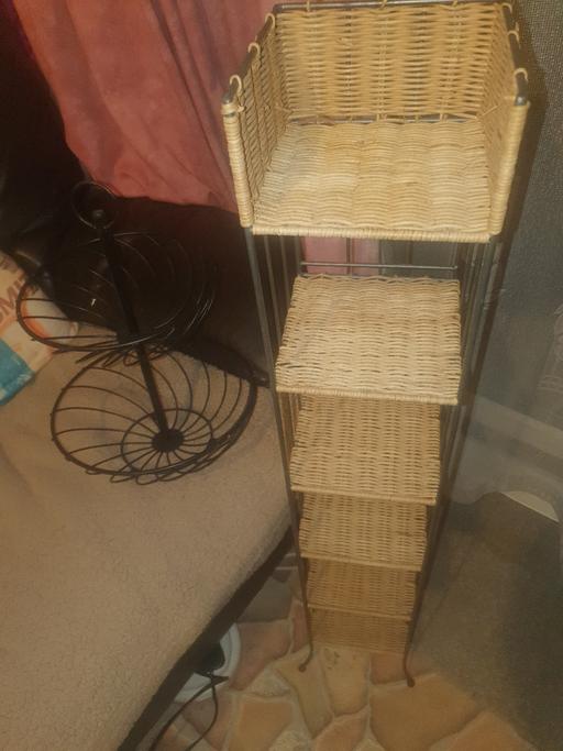 Buy & Sell Pensnett Dudley - Photos for 3ft Wicker & Metal Storage Shelves & Cage