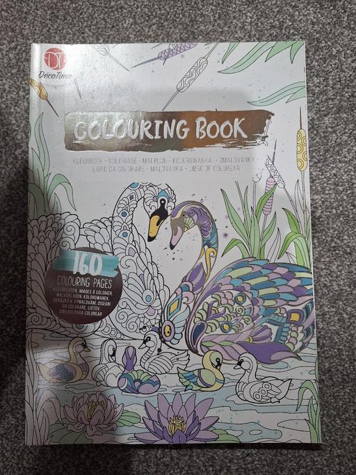 Buy & Sell Ettingshall Park Wolverhampton - Photos for Adult colouring Book Only 1 coloured in