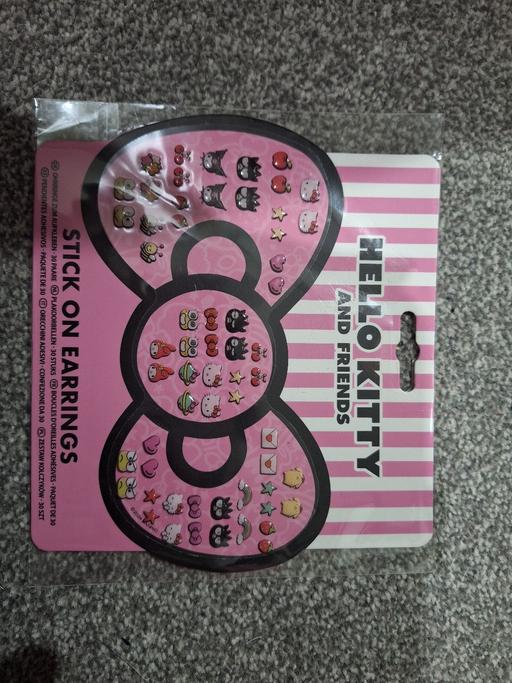Buy & Sell Ettingshall Park Wolverhampton - Photos for New Hello Kitty Stick on Earrings