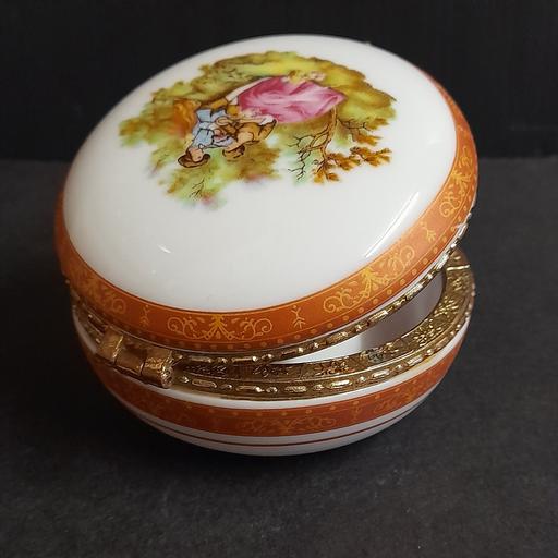 Buy & Sell Preston South Ribble - Photos for CHINA TRINKET BOX