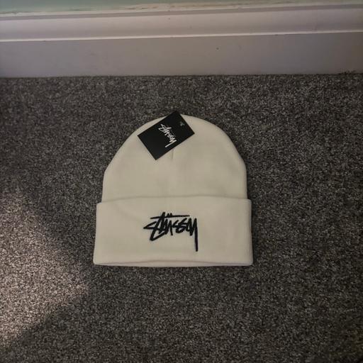 Buy & Sell Castleton Rochdale - Photos for White Stussy beanie