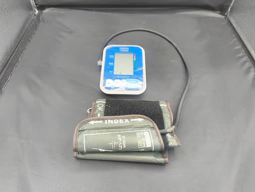 Buy & Sell Paddock Wood Tunbridge Wells - Photos for Medicare A1 Blood Pressure Monitor Good Condi