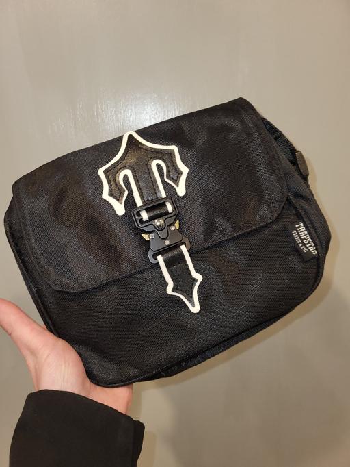 Buy & Sell Netherton Kirklees - Photos for trapstar cross body bag