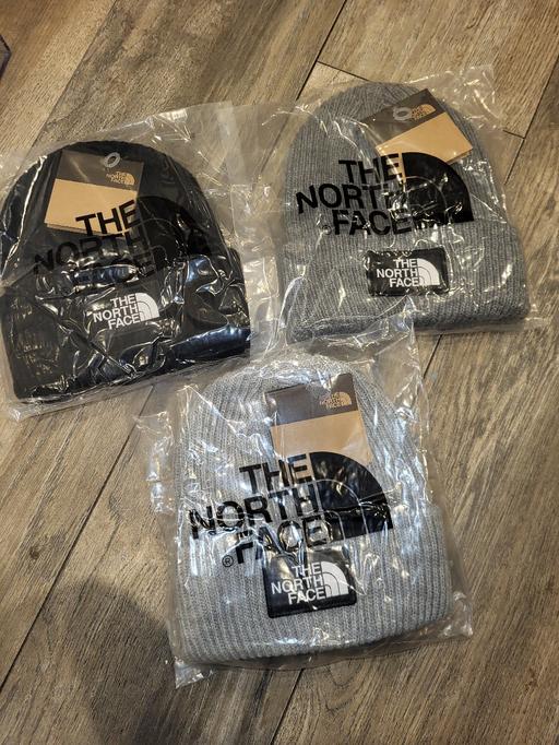 Buy & Sell Netherton Kirklees - Photos for 3 for 25 North face hats beanie