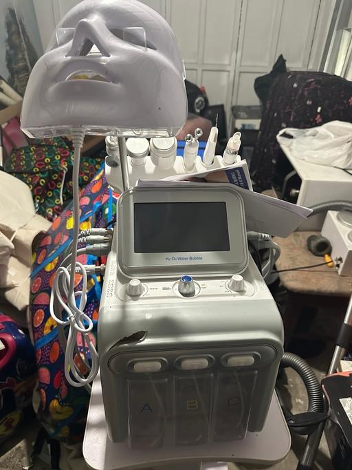 Buy & Sell Longsight Manchester - Photos for Hydrafacial machine