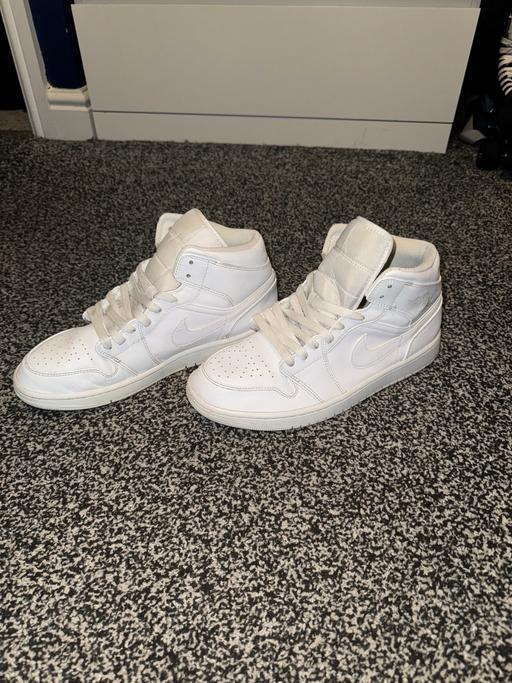 Buy & Sell Tividale Sandwell - Photos for All White Nike Jordan Air 1 Mids